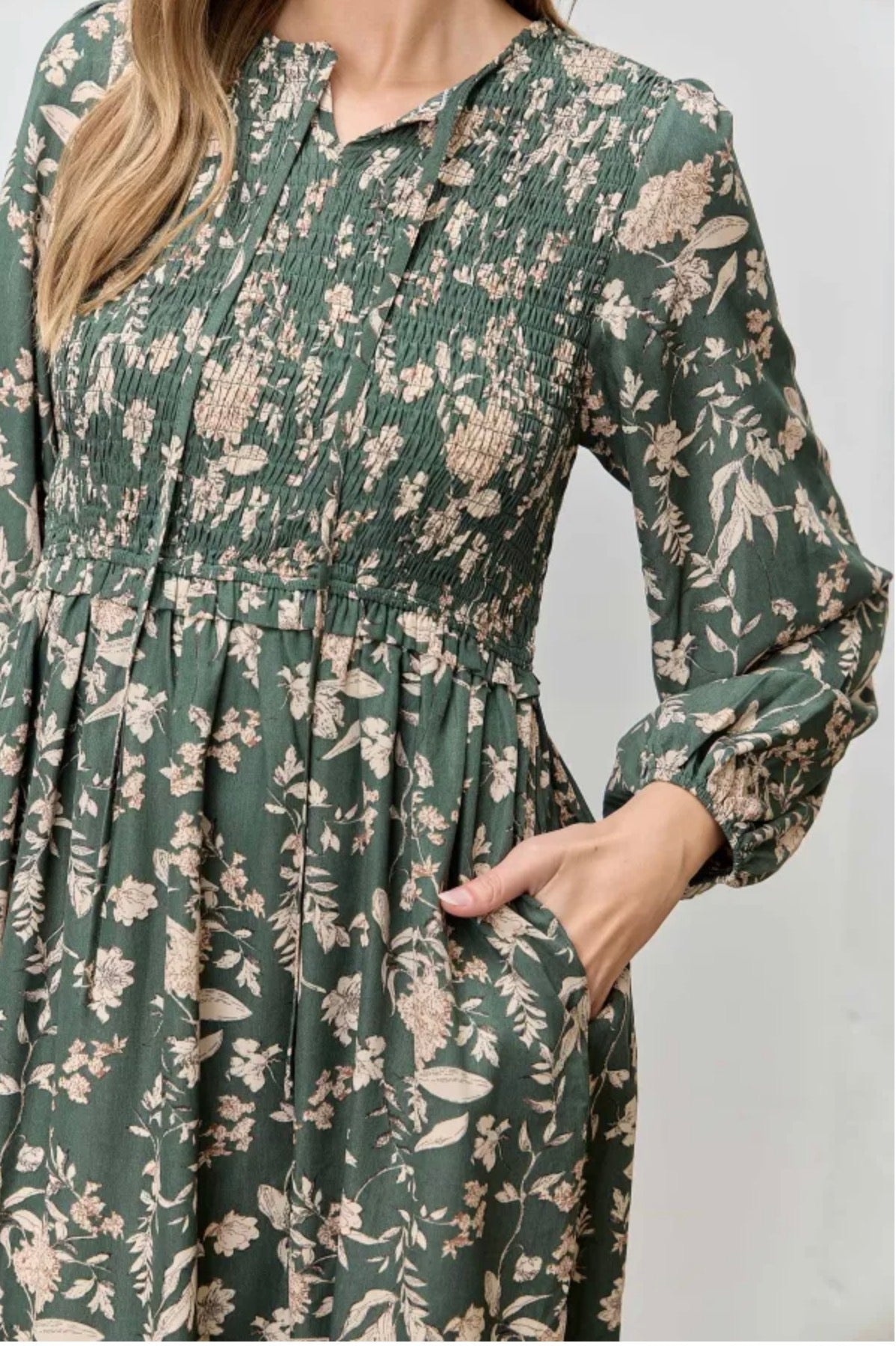 Curvy Ivy Rose Dress