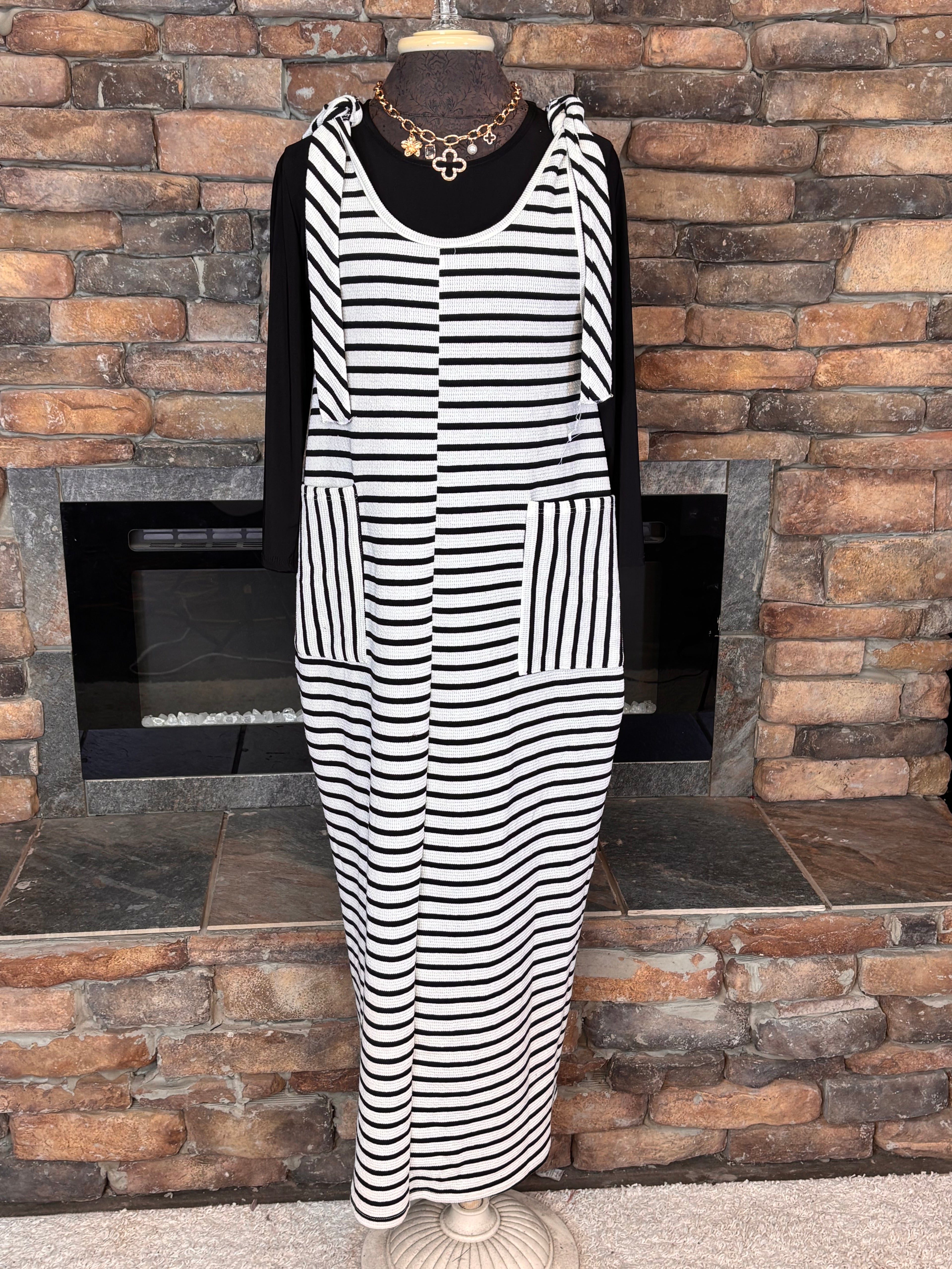 Black & White Striped Ribbed Jumper