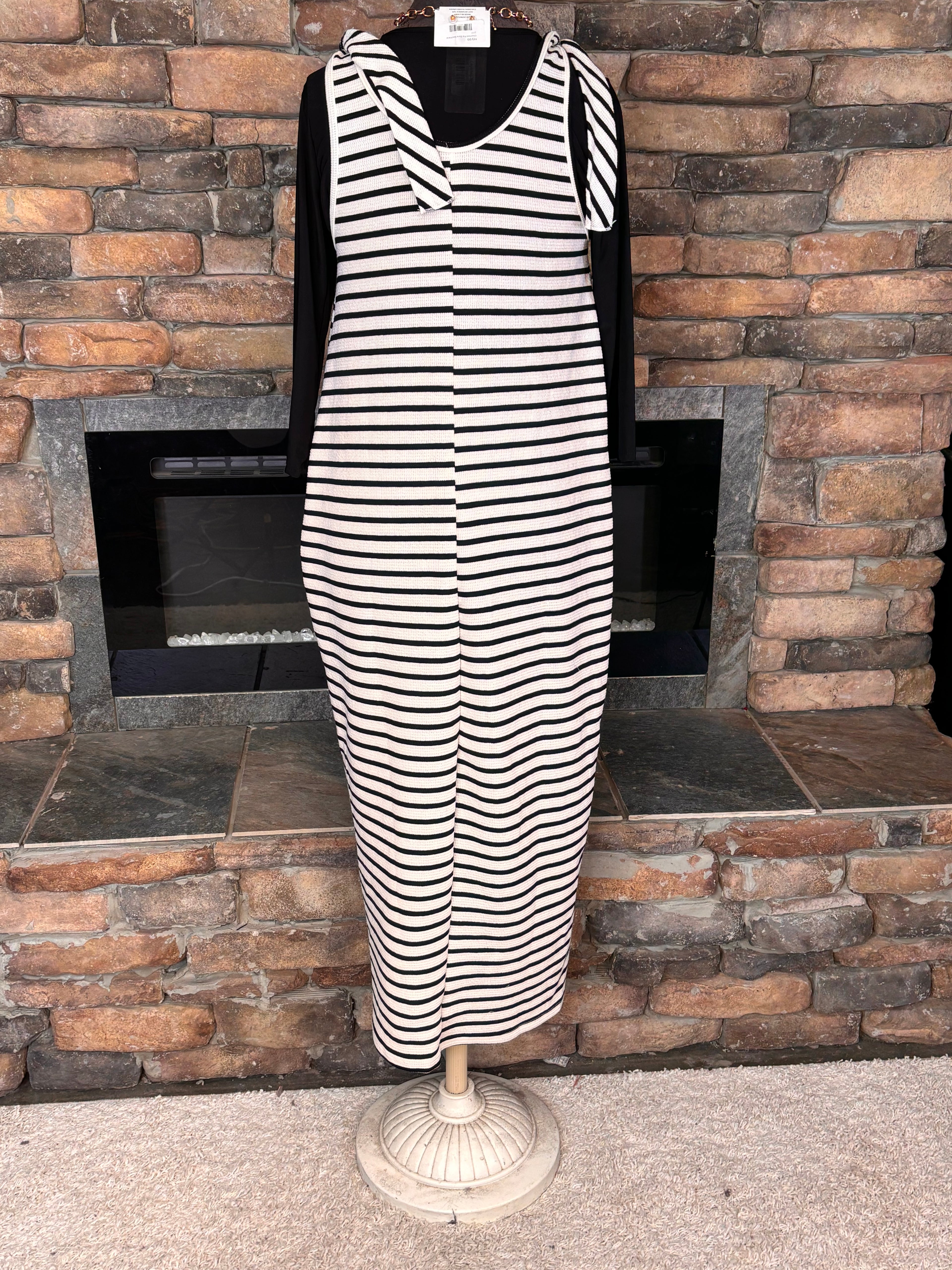 Black & White Striped Ribbed Jumper